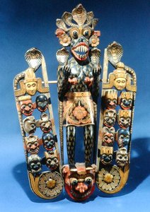 Hastalıktan korunmak için maske (boyalı ahşap)